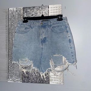 Distressed Fray Hem Denim Shorts